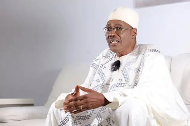 Cameroun : Issa Tchiroma s’exile en Gambie après l’élection présidentielle contestée