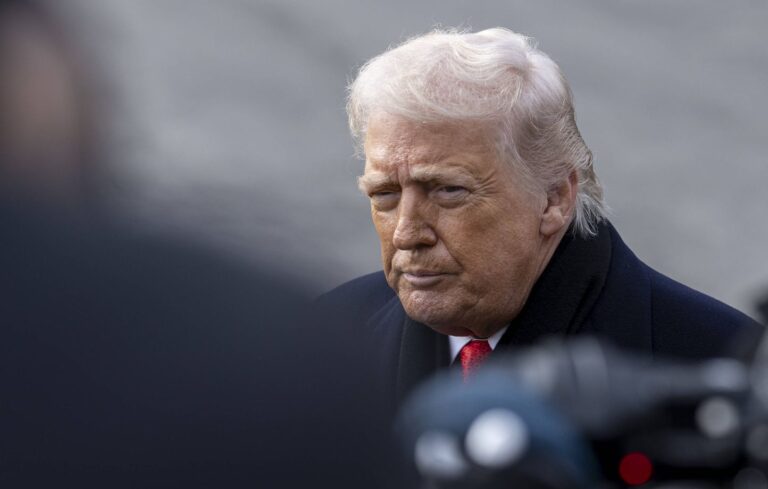 États-Unis-Europe : Donald Trump sort l’arme douanière pour s’offrir le Groenland