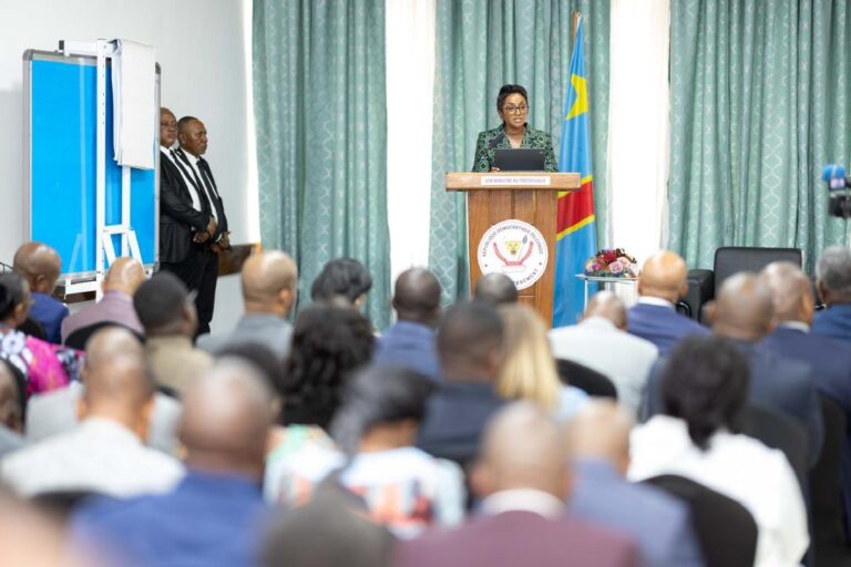 RDC : Julie Shiku lance le marathon budgétaire et met les patrons du Portefeuille sous pression