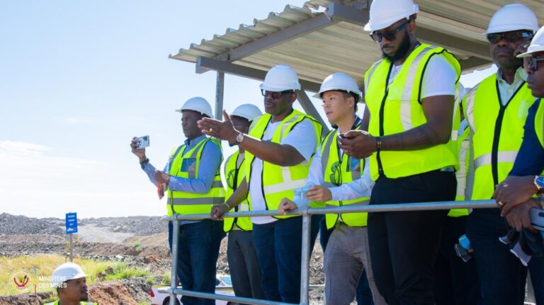 Manganèse : Louis Watum Kabamba s’inspire d’un modèle à 577 millions de dollars