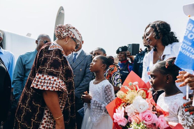 Mongala : après Lisala et Bongandanga, la Première Ministre à Bumba pour le décollage de la ville portuaire