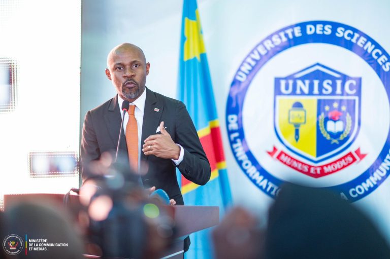 RDC : Patrick Muyaya mise sur la pratique pour professionnaliser la formation des journalistes