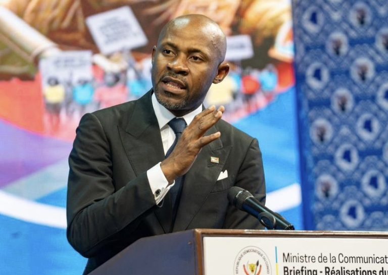 RDC : révision de la Constitution, la mise au point de Patrick Muyaya