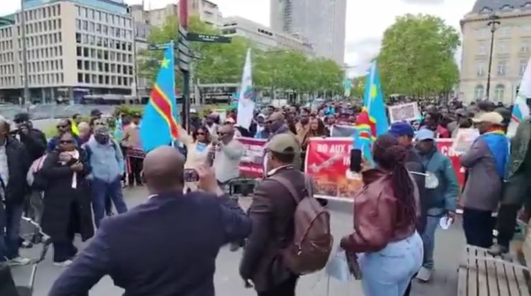 Bruxelles : la diaspora congolaise manifeste devant les institutions européennes contre le pouvoir de Kinshasa