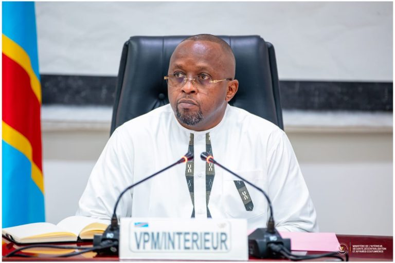 Kongo Central : Jacquemain Shabani mise sur le dialogue pour préserver la stabilité des institutions provinciales