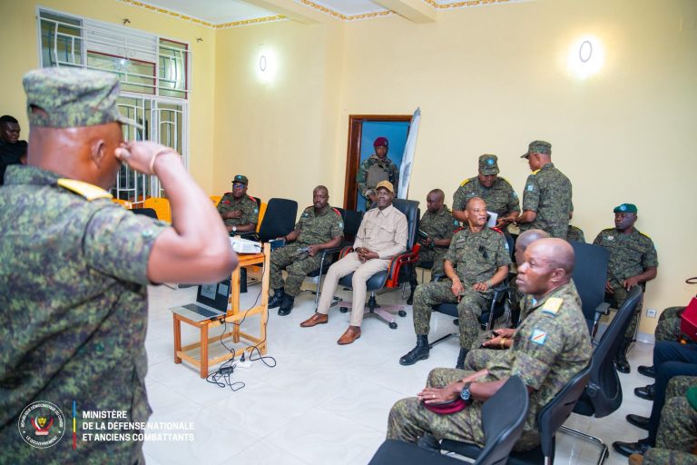 Sud-Kivu : Guy Kabombo en mission sécuritaire et opérationnelle à Uvira