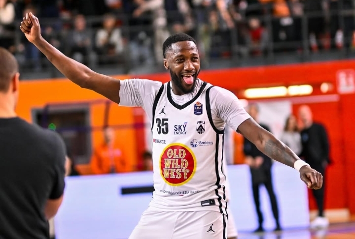 Basketball/Mercato: Iris Ikangi trouve un nouveau point de chute
