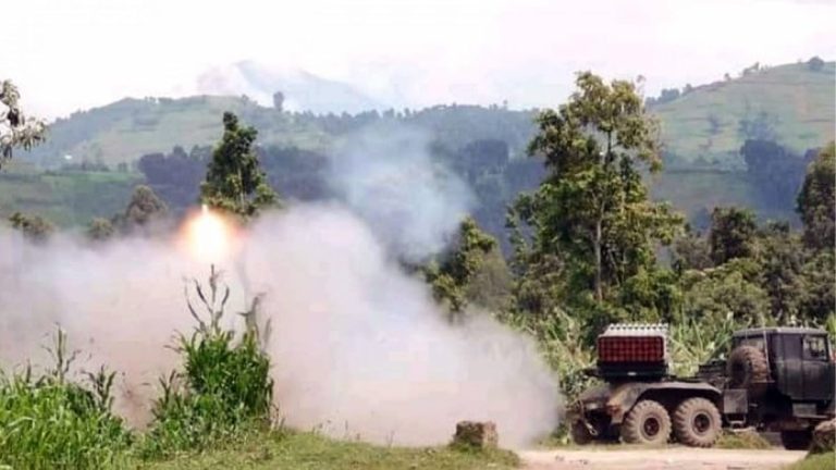 Nord-Kivu : l’AFC/M23 renforce son dispositif militaire avec une nouvelle promotion de commandos, les FARDC accélèrent leurs réformes