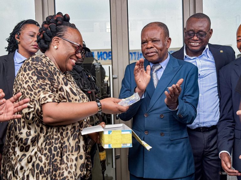 RDC : Marie-Thérèse Sombo remet officiellement les nouvelles infrastructures de l’Université de Kananga et appelle à leur préservation