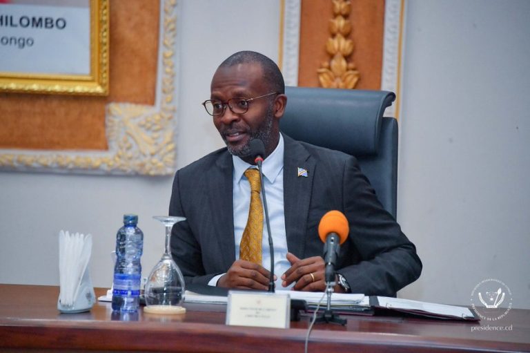 RDC : la Présidence lance l’évaluation du contrat sino-congolais « infrastructures contre mines »