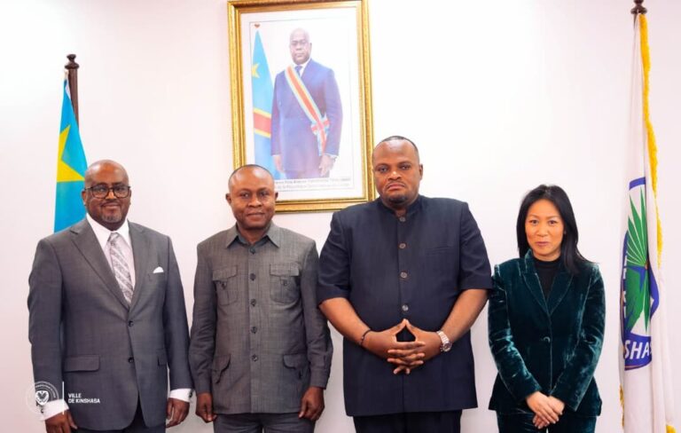 Kinshasa : le gouvernement, le CSSPEVK et Vingroup s’accordent sur l’extension immobilière de la capitale