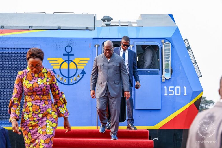 RDC : le président Félix Tshisekedi lance le balisage du Congo et du Kasaï pour sécuriser la navigation fluviale