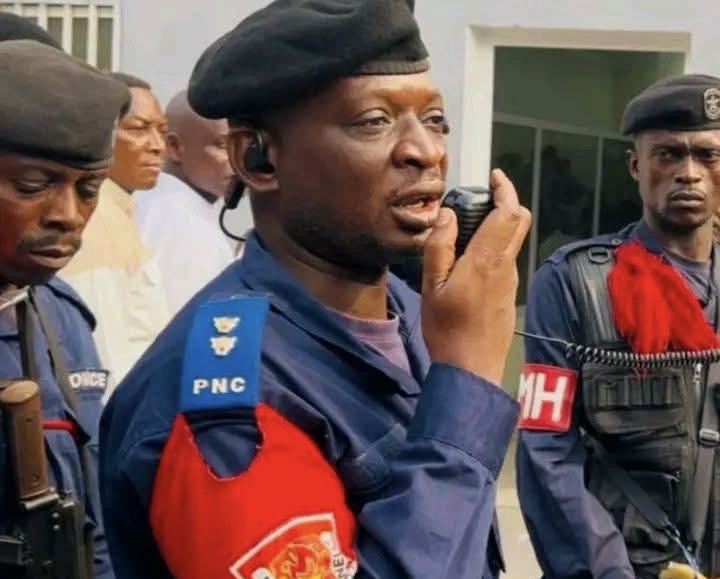 Justice militaire : le commissaire supérieur Israël Sanga attendu devant la Cour militaire de Kinshasa-Gombe