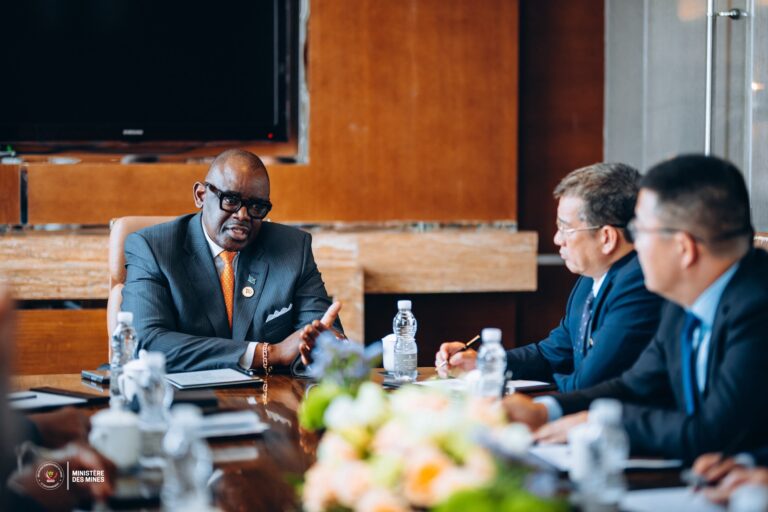 RDC : à Tianjin, Louis Watum Kabamba renforce les partenariats miniers avec la Tanzanie et la Chine