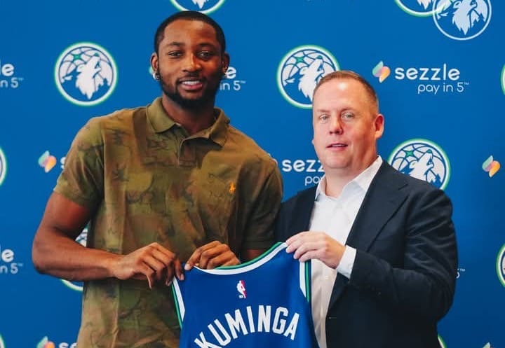 NBA: «J’ai le sentiment de pouvoir m’imposer et être l’un des meilleurs défenseurs ici» (Jonathan Kuminga)