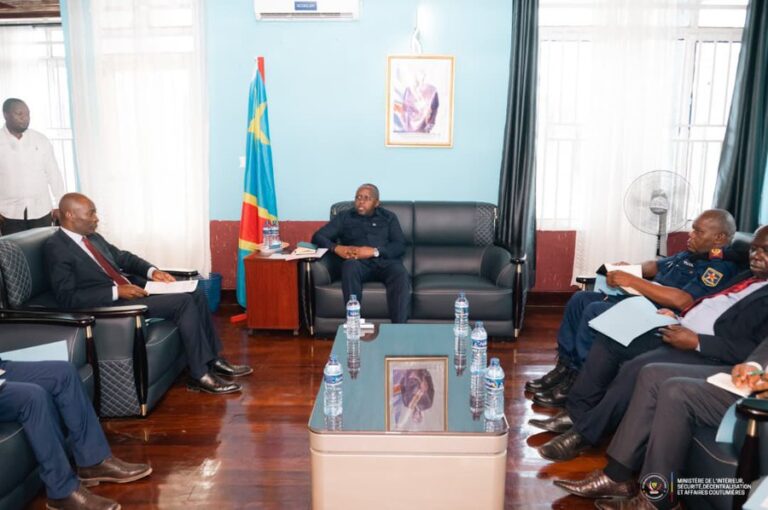 Sud-Kivu : Jacquemain shabani préside une réunion sécuritaire à Uvira avant l’atelier sur la restauration de l’autorité de l’État