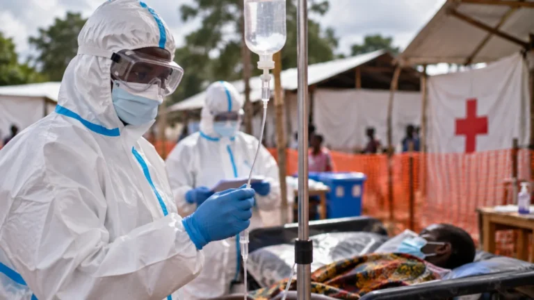 RDC : 7 946 cas d’Ebola et 3 833 décès, les nouvelles infections en recul