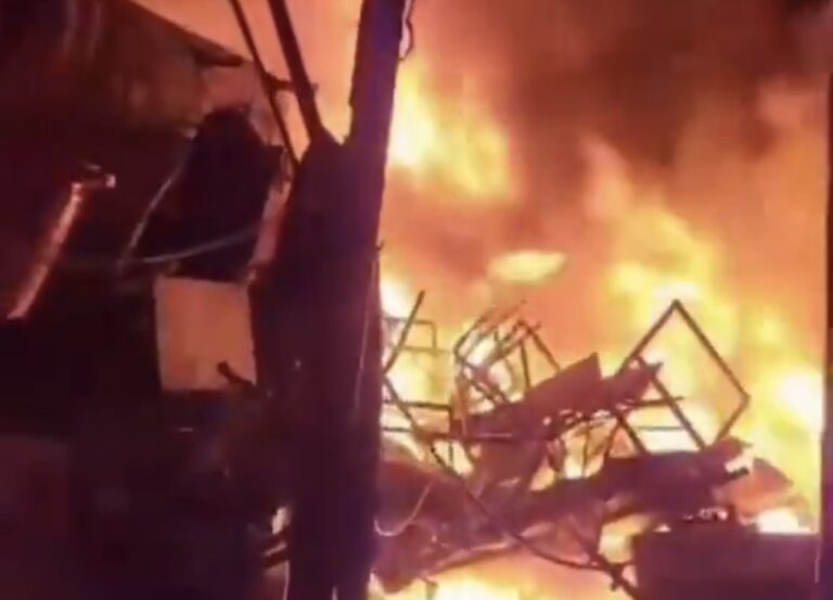 Kinshasa : un incendie ravage des biens dans une parcelle abritant la salle « Bonne Auberge » à Limete