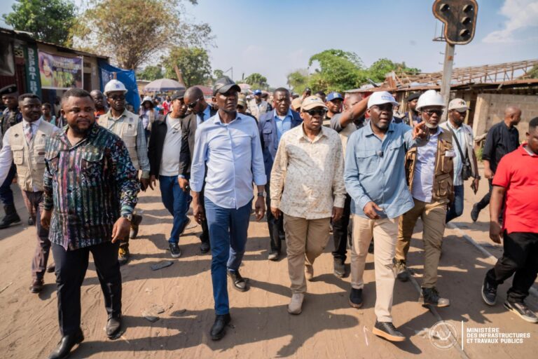 RDC : John Banza Lunda accélère la modernisation de l’Intendance générale de l’ESU et la stabilisation des érosions à Kisenso