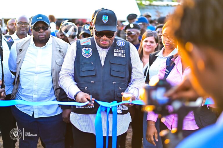Kinshasa : Daniel Bumba inaugure le premier des 400 sites prévus pour améliorer la gestion des déchets
