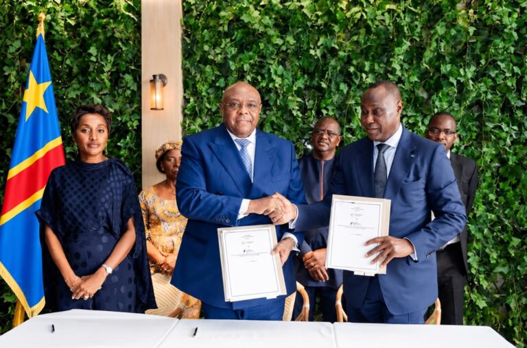 RDC : Jean-Pierre Bemba signe avec l’AFC un accord de 877 millions de dollars pour la première phase de MetroKin