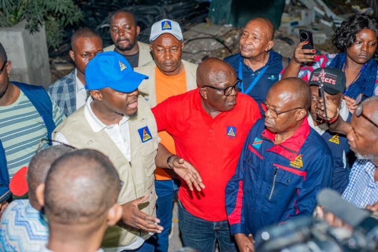 Kinshasa : Teddy Lwamba descend sur le terrain face aux difficultés de desserte en électricité