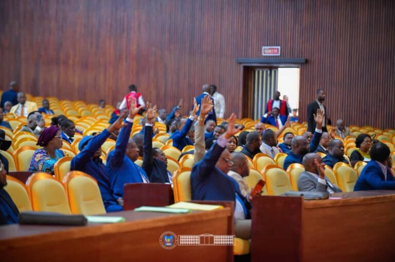 Assemblée nationale : deux propositions de loi examinées pour réformer le statut du personnel de l’ESU et renforcer le régime pénitentiaire