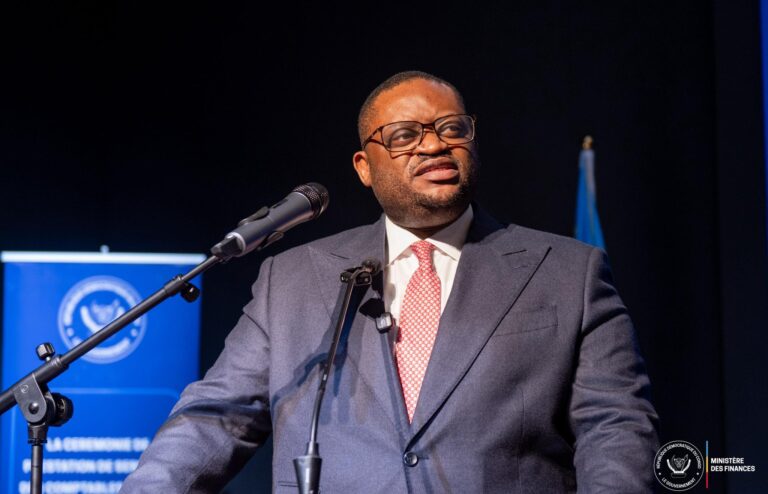 RDC : « C’est la nuit et le jour » : face à Kabila, Doudou Fwamba oppose un PIB de 50 milliards de dollars en 2019 à 120 milliards en 2026