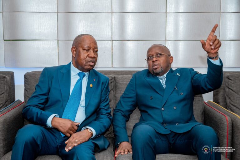 Incident de Makotipoko : le ministre de l’Intérieur du Congo à Kinshasa pour poursuivre les travaux de la Commission mixte