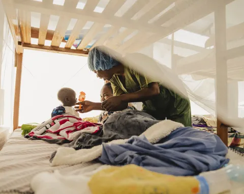 Ebola : plus de 1.900 enfants orphelins ou séparés de leur famille dans l’est de la RDC, selon l’UNICEF